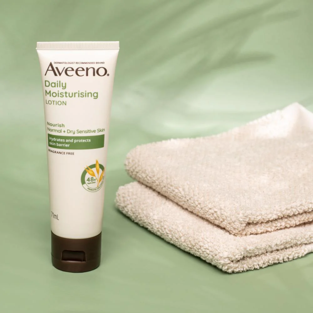 Aveeno Daily Moisturising Lotion 71ml - Image 3