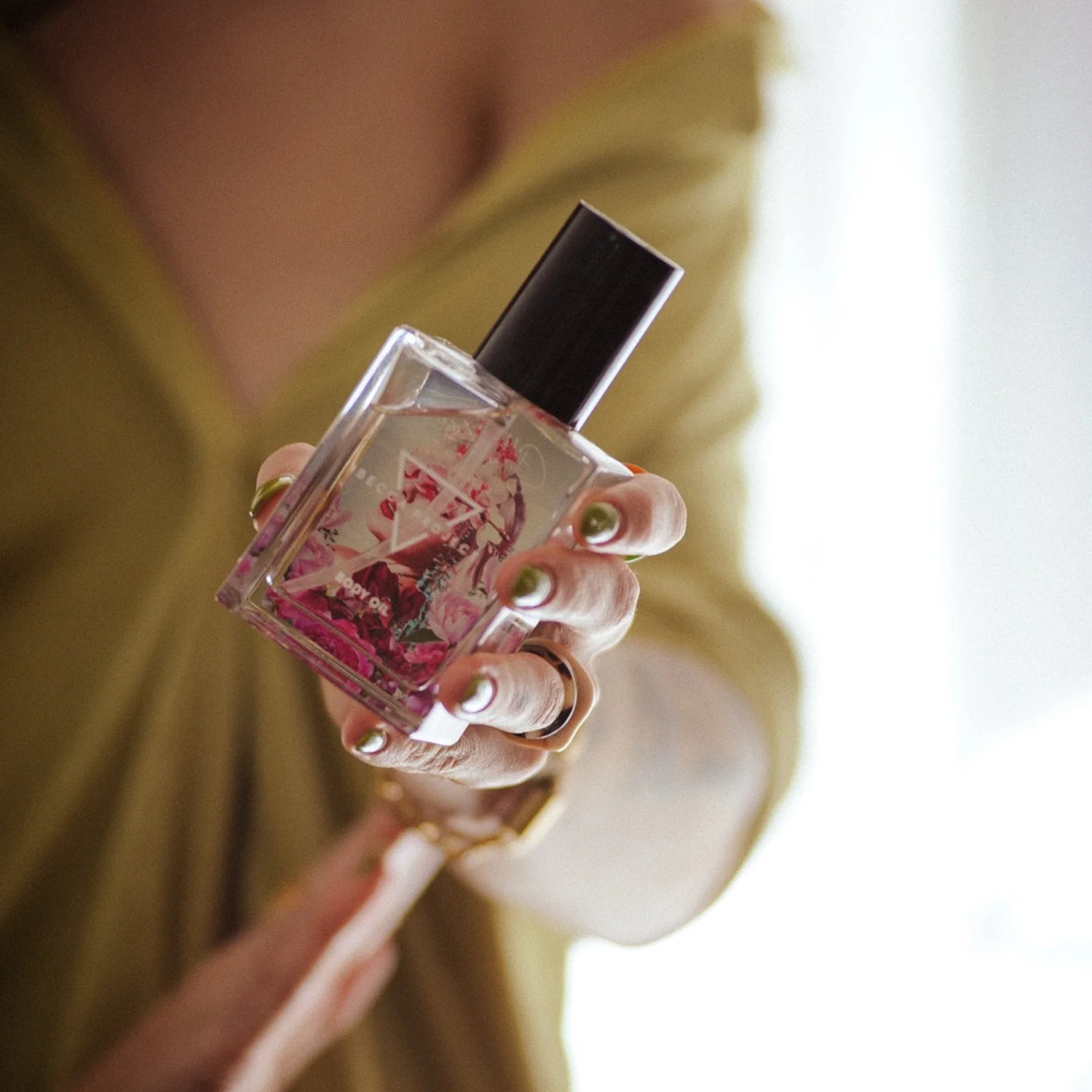 Becca Project Stella Rose Body Oil 100ml - Image 3