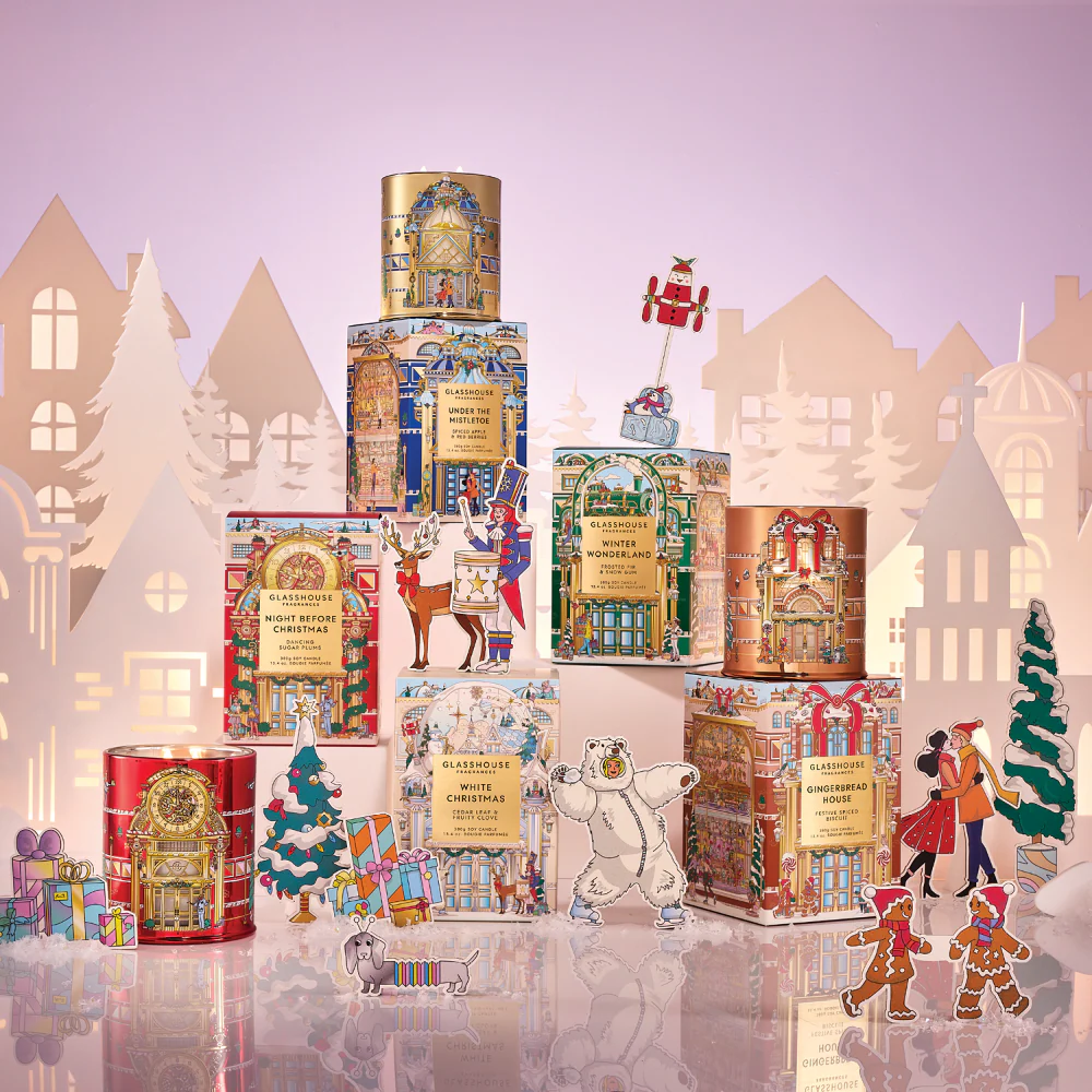 Glasshouse Under the Mistletoe Candle 380g - Image 4
